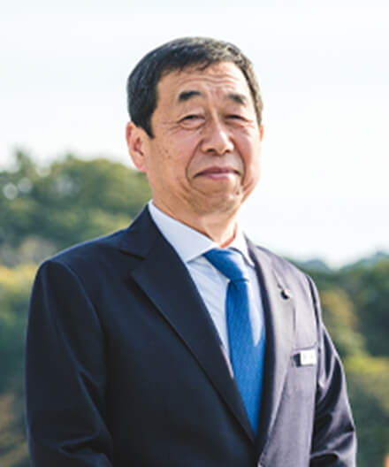 3代目社長 尾﨑 盛隆